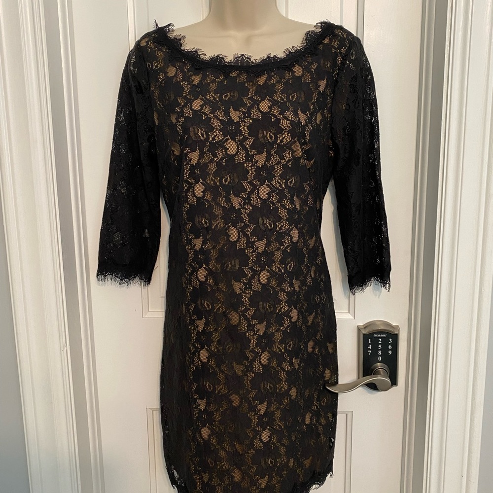 NWOT Sanctuary Lace Dress with Boatneck and V Back Never Worn